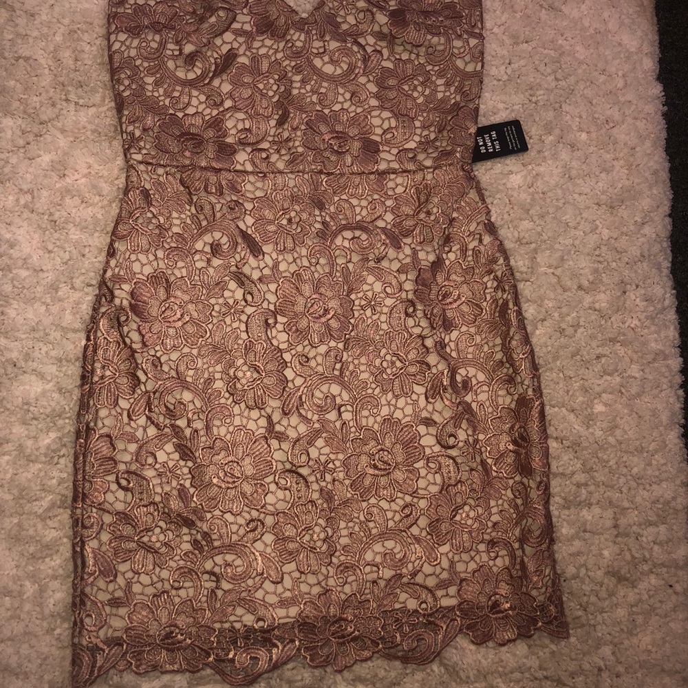 E x p r e s s  ||   D r e s s